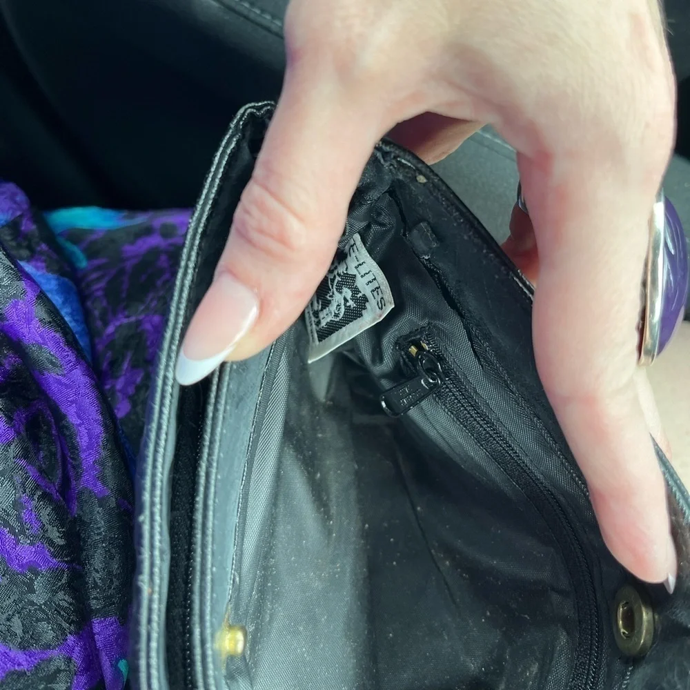 5/$25 Vintage Black Vegan Leather Nite Lites 80s clutch purse / evening bag 11